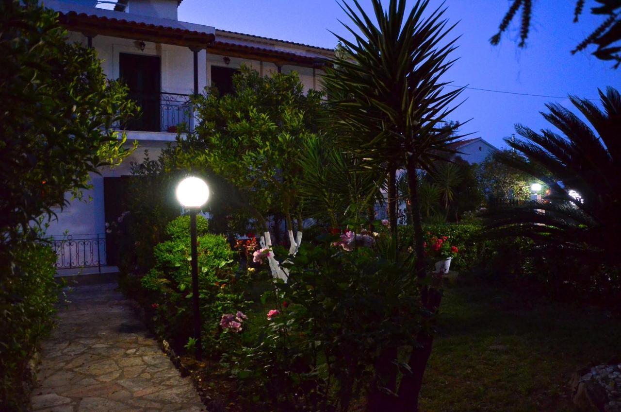 Kostas' Garden Apartment Roda  Exterior photo